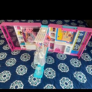 Barbie dream closet